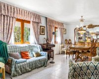 Reventa - Villa - Torrevieja - Los Balcones