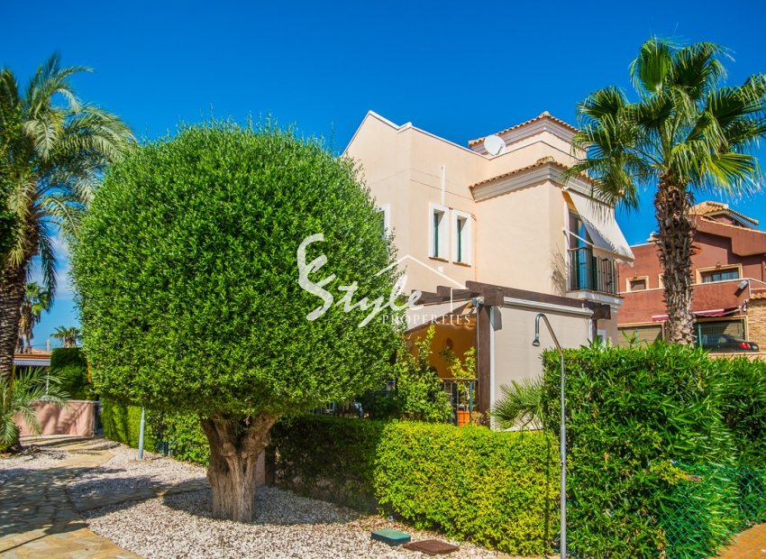 Reventa - Villa - Torrevieja - Los Balcones