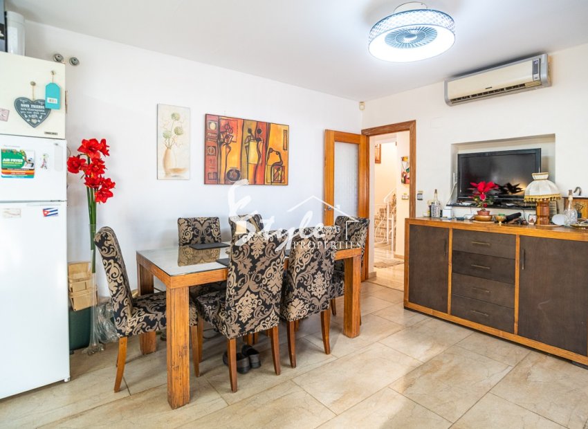 Reventa - Villa - Torrevieja - Los Balcones