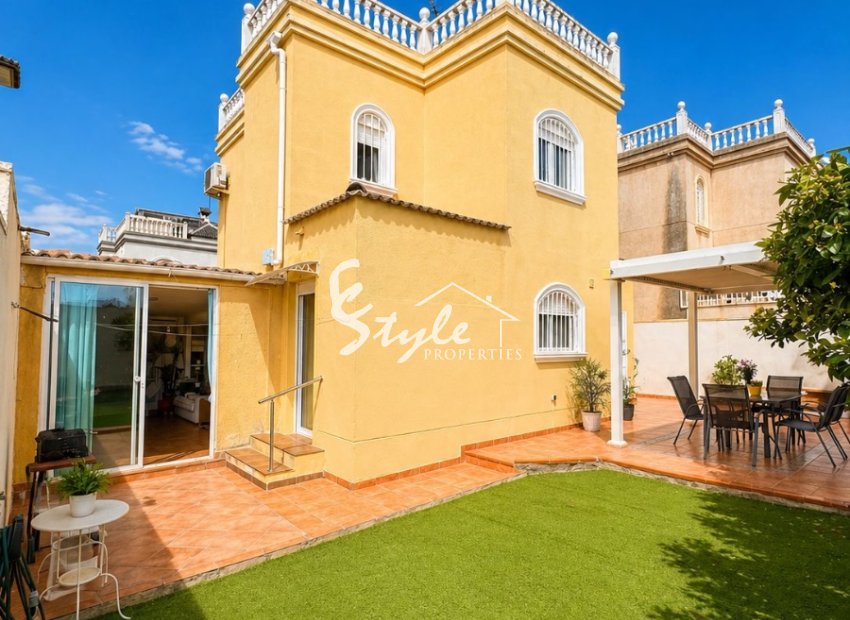 Reventa - Villa - Torrevieja - Nueva Torrevieja - Aguas Nuevas