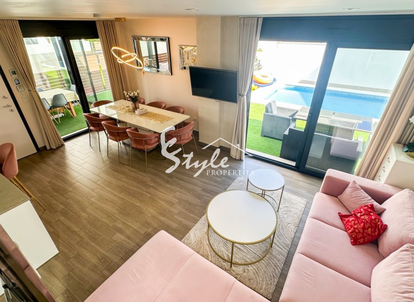 Reventa - Villa - Torrevieja - Nueva Torrevieja - Aguas Nuevas