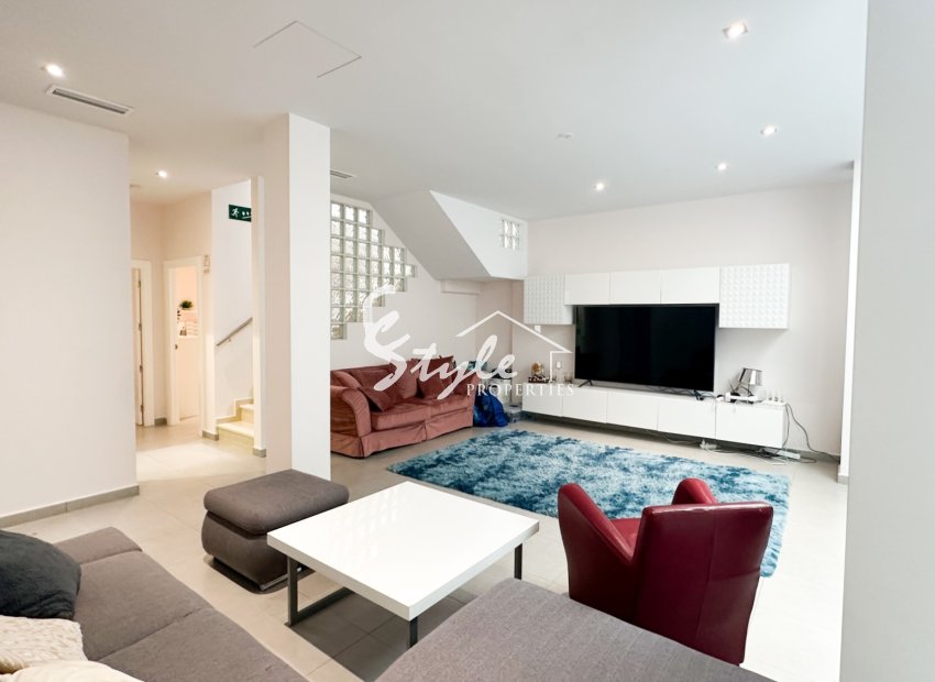 Reventa - Villa - Torrevieja - Nueva Torrevieja - Aguas Nuevas