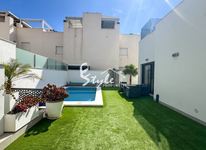 Reventa - Villa - Torrevieja - Nueva Torrevieja - Aguas Nuevas