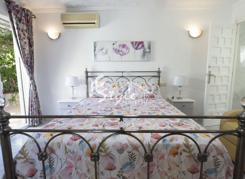 Reventa - Villa - Torrevieja  - San luis