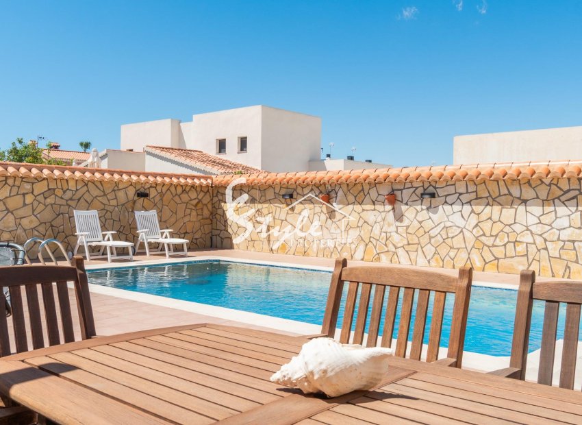Reventa - Villa - Torrevieja - Torreta florida