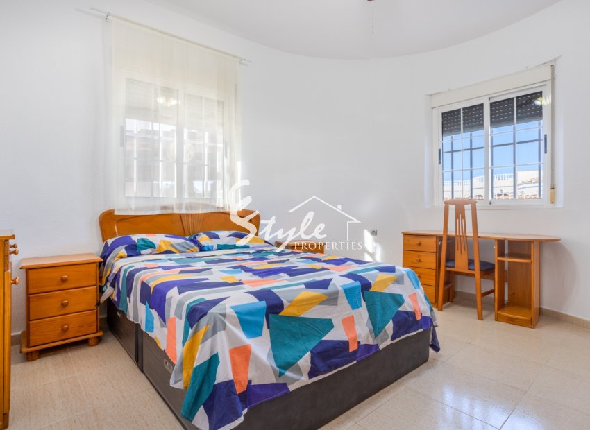 Reventa - Villa - Torrevieja  - Urbanización San Luis