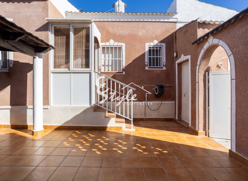 Reventa - Villa - Torrevieja  - Urbanización San Luis