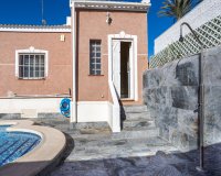 Reventa - Villa - Torrevieja  - Urbanización San Luis