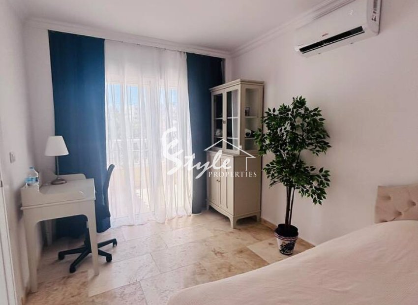 Reventa - Villa - Villamartín - Blue Lagoon