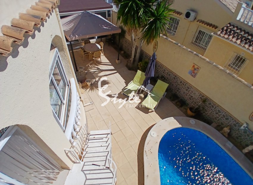 Reventa - Villa - Villamartín - El Presidente