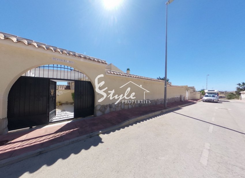 Reventa - Villa - Villamartín - El Presidente