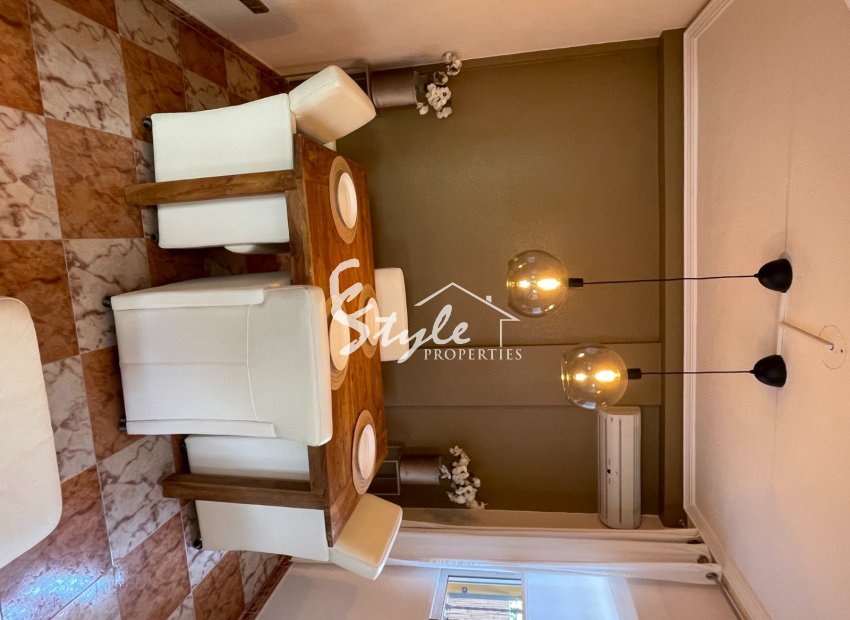 Reventa - Villa - Villamartín - La Regia