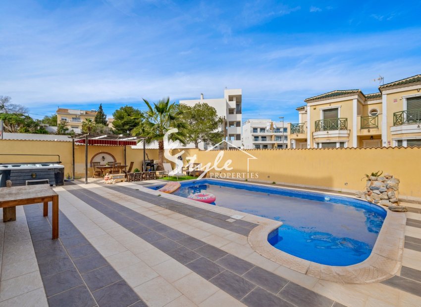Reventa - Villa - Villamartín - Las Filipinas