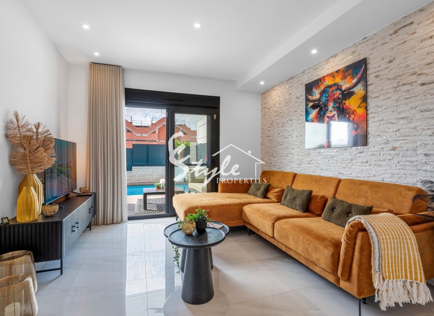 Reventa - Villa - Villamartín - Orihuela