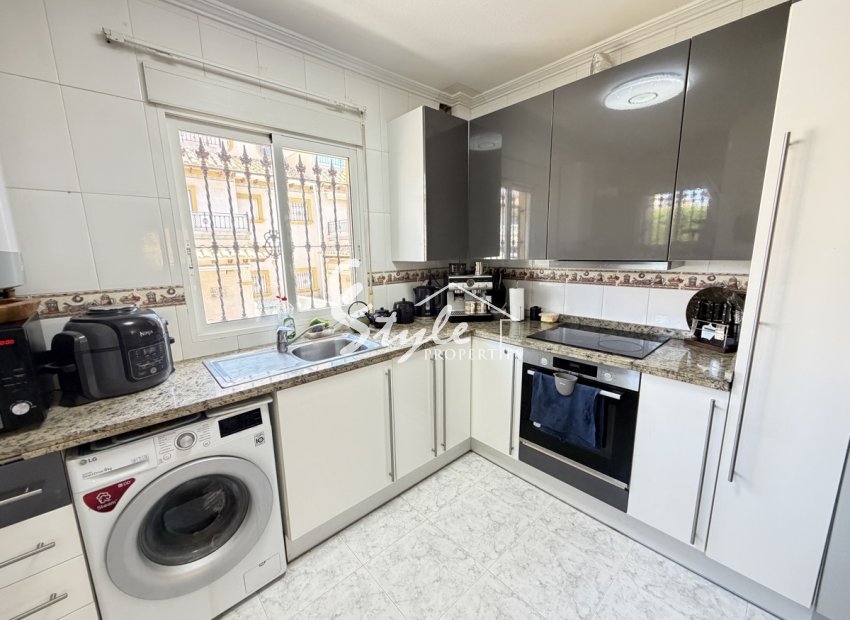 Reventa - Villa - Villamartín - Villamartin