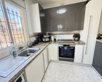 Reventa - Villa - Villamartín - Villamartin