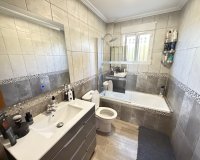 Reventa - Villa - Villamartín - Villamartin