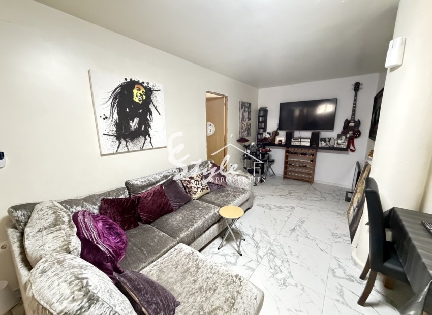 Reventa - Villa - Villamartín - Villamartin