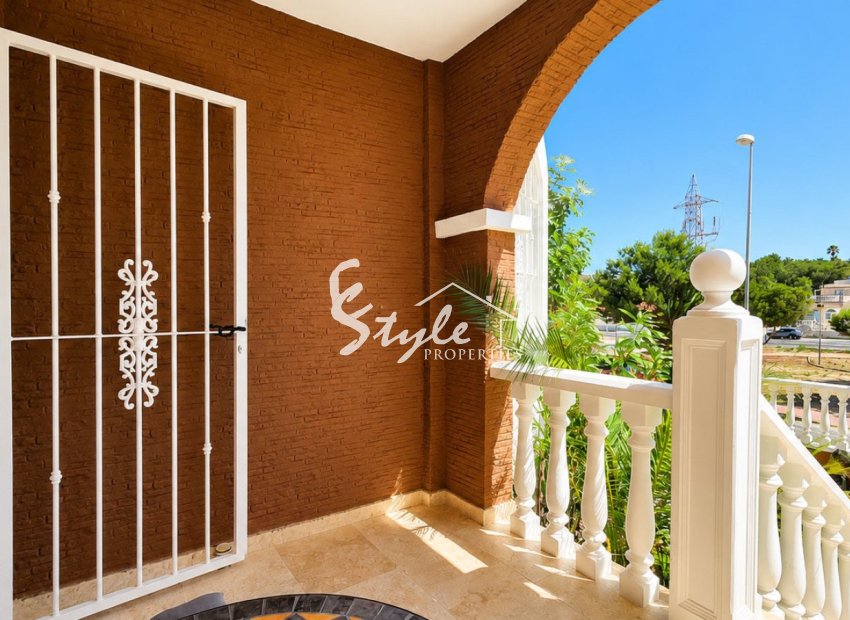 Reventa - Villa - Villamartín - Villamartin