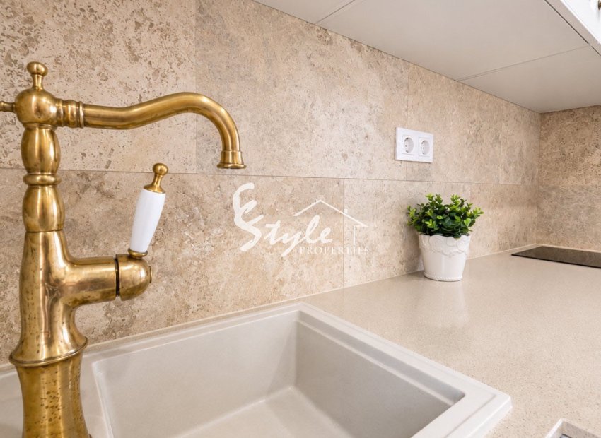 Reventa - Villa - Villamartín - Villamartin
