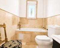 Reventa - Villa - Villamartín - Villamartin