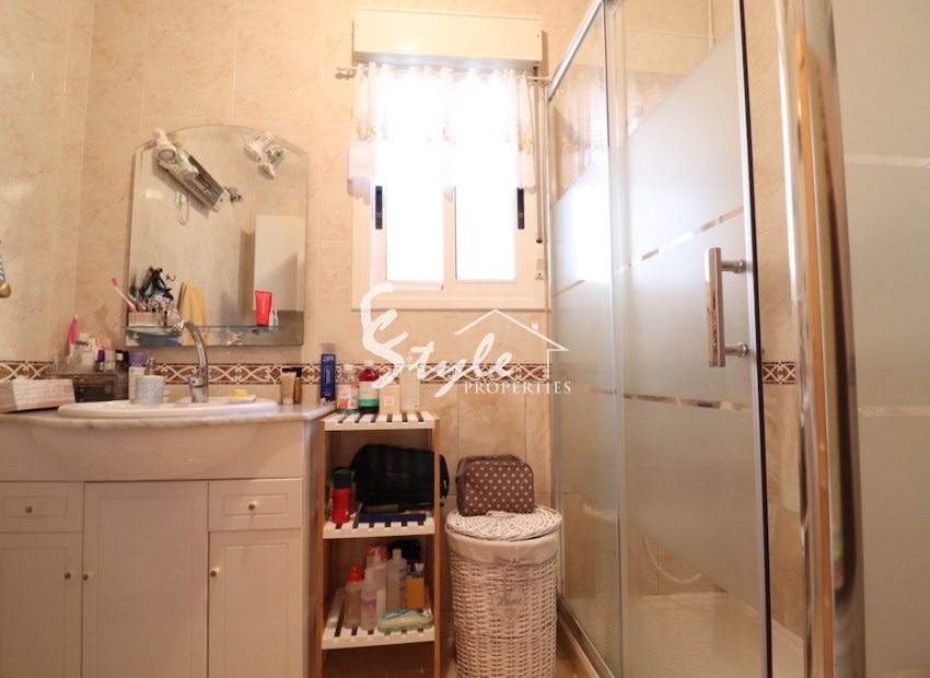 Reventa - Villa - Villamartín - Villamartin