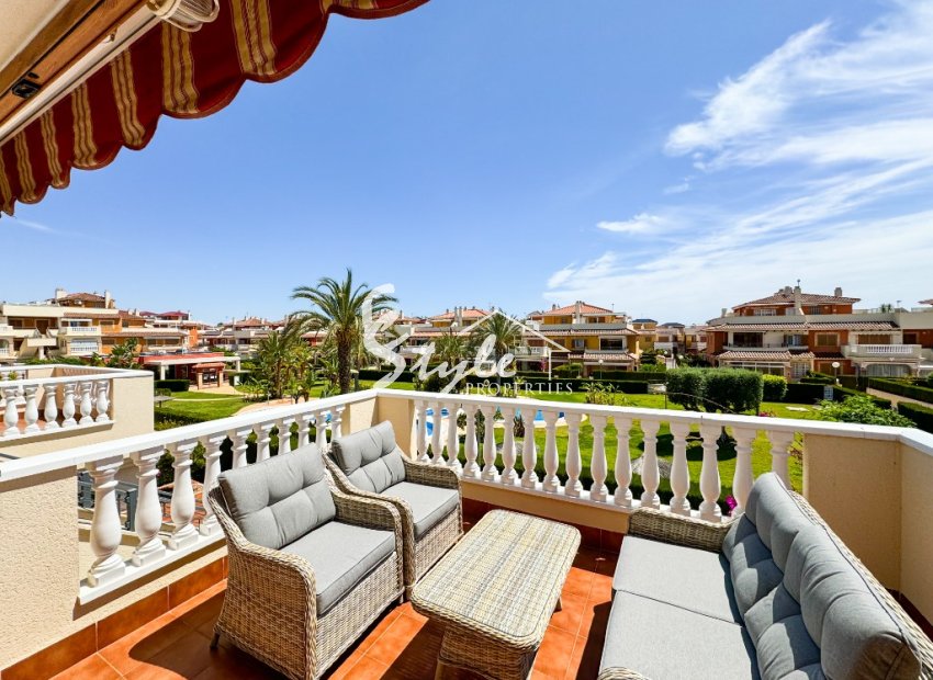 Se alquila a corto plazo apartamento de 3 dormitorios en Zeniamar IX, Playa Flamenca, España. ID080