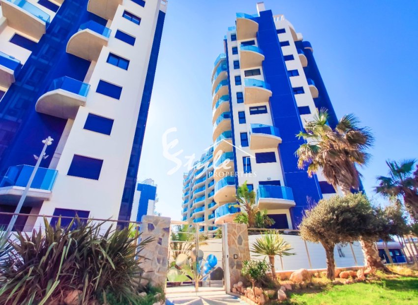 Se alquila apartamento en primera línea en Sea Senses, Punta Prima, Costa Blanca. ID105