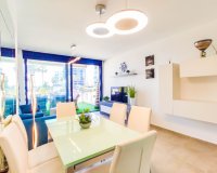 Se alquila apartamento en primera línea en Sea Senses, Punta Prima, Costa Blanca. ID105