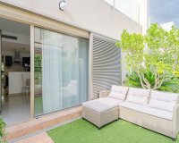 Se vende adosado de 3 habitaciones en La Punta, Punta Prima, Costa Blanca. ID 2527