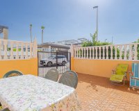Se vende apartamento con 2 terrazas en Punta Prima, Costa Blanca, España. ID3973