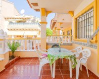 Se vende apartamento con 2 terrazas en Punta Prima, Costa Blanca, España. ID3973