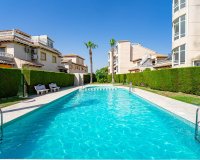 Se vende apartamento con 2 terrazas en Punta Prima, Costa Blanca, España. ID3973