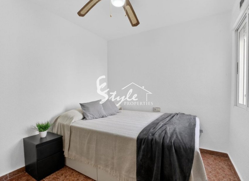 Se vende apartamento de 3 dormitorios con solárium privado en El Andaluz, Orihuela Costa, Costa Blanca. ID2294