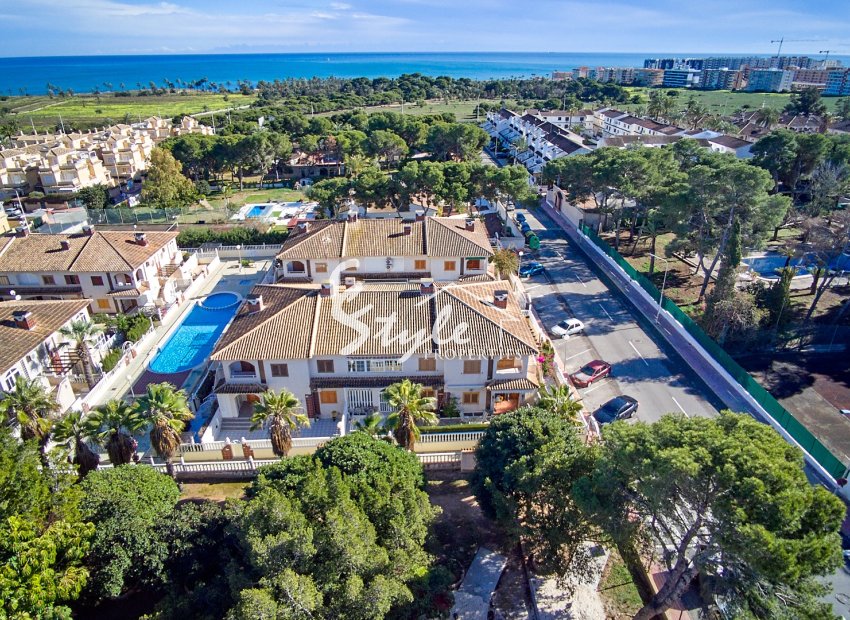 Se vende apartamento planta baja con sótano en Las Barcas,  Los Altos, Torrevieja, Costa Blanca. ID 3122