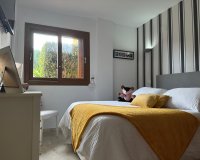 Se vende apartamento planta baja en La Recoleta, Punta Prima. ID2553