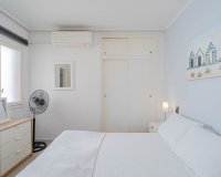 Se vende apartamento renovado cerca del mar en Punta Prima, Costa Blanca, España. ID2969