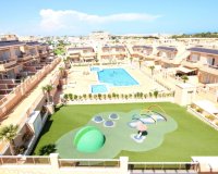 Se vende ático con orientación sur en Vista Azul XXVII en Punta Prima, Orihuela Costa. ID1453