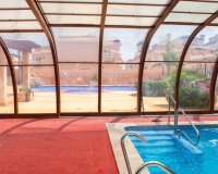 Se vende casa adosada de 2 dormitorios en una urbanización cerrada en Villamartín, Costa Blanca, España. ID2347