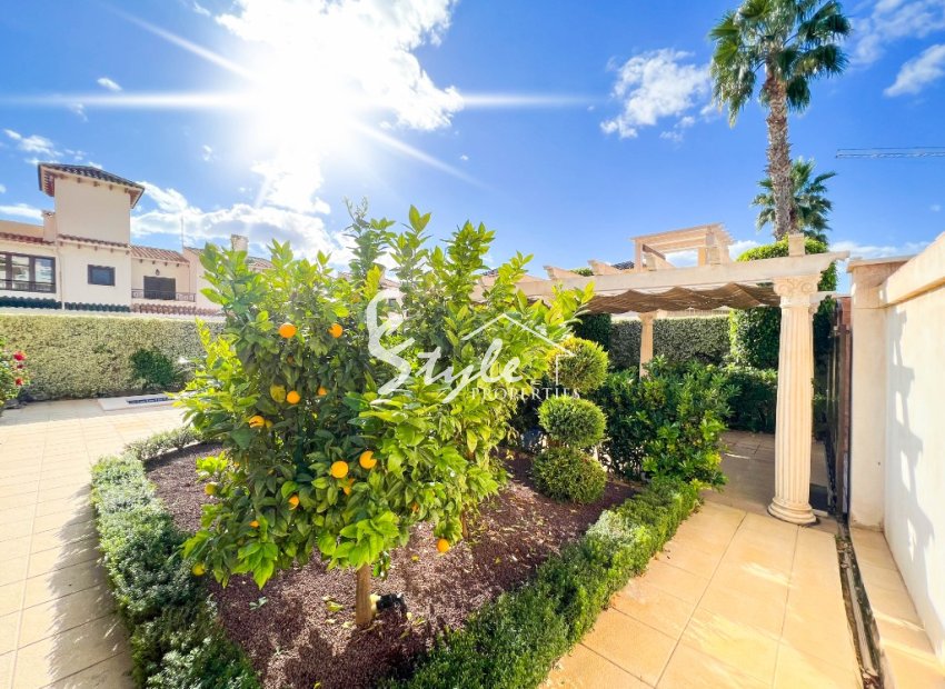 Se vende chalet independiente con piscina en Doña Pepa, Ciudad Quesada, Costa Blanca, España. ID1356