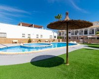 Se vende encantadora casa adosada con aparcamiento en La Cinuelica, Punta Prima, Orihuela Costa. ID1970