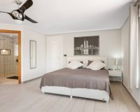 Se vende gran casa con piscina en Catral, Costa Blanca, España. ID2138