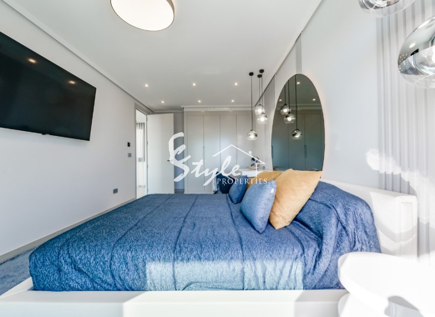 Se vende nueva villa de lujo con vistas al mar en Finestrat, Costa Blanca, España. ON1778