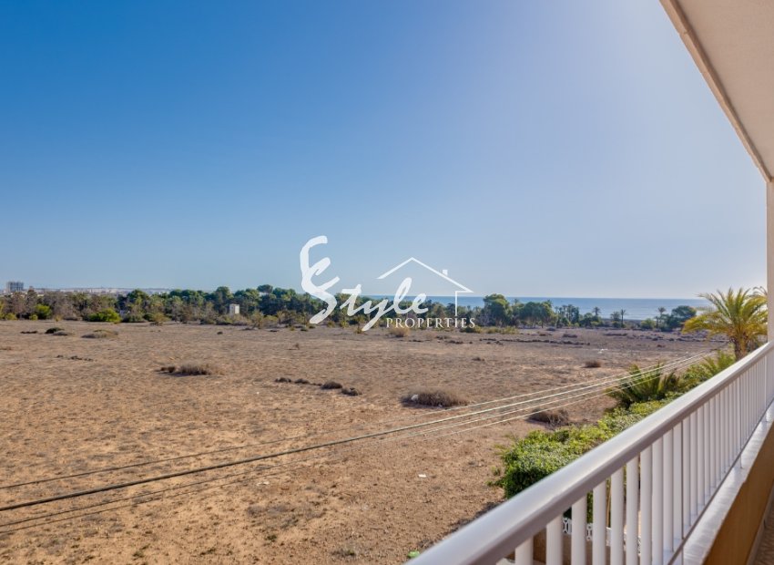 se vende piso en calle Arrecife, Punta Prima, Costa Blanca. ID1640