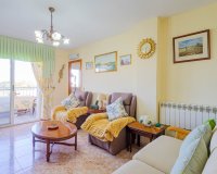 Se vende precioso apartamento de 3 dormitorios con vistas al mar en Punta Prima, Costa Blanca, España. ID2545