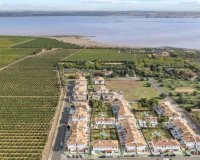 Se vende propiedad barata para reformar en Lago Jardín II, Los Balcones, Torrevieja. ID1429