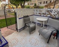 Se vende soleado adosado de 3 dormitorios en Punta Prima, Costa Blanca, España. ID2371