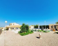 Se vende villa con vistas al Golf Campoamor y al mar, Costa Blanca, España. ID1832