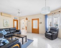 Se vende villa de 5 habitaciones en San Fulgencio, Alicante. ID2671