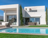Se vende villa de lujo con jardín y piscina cerca del campo de golf en Colinas Golf & Country Club de Campoamor